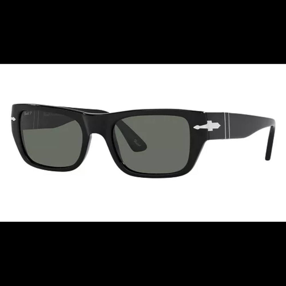 Person Polarized unisex sunglasses